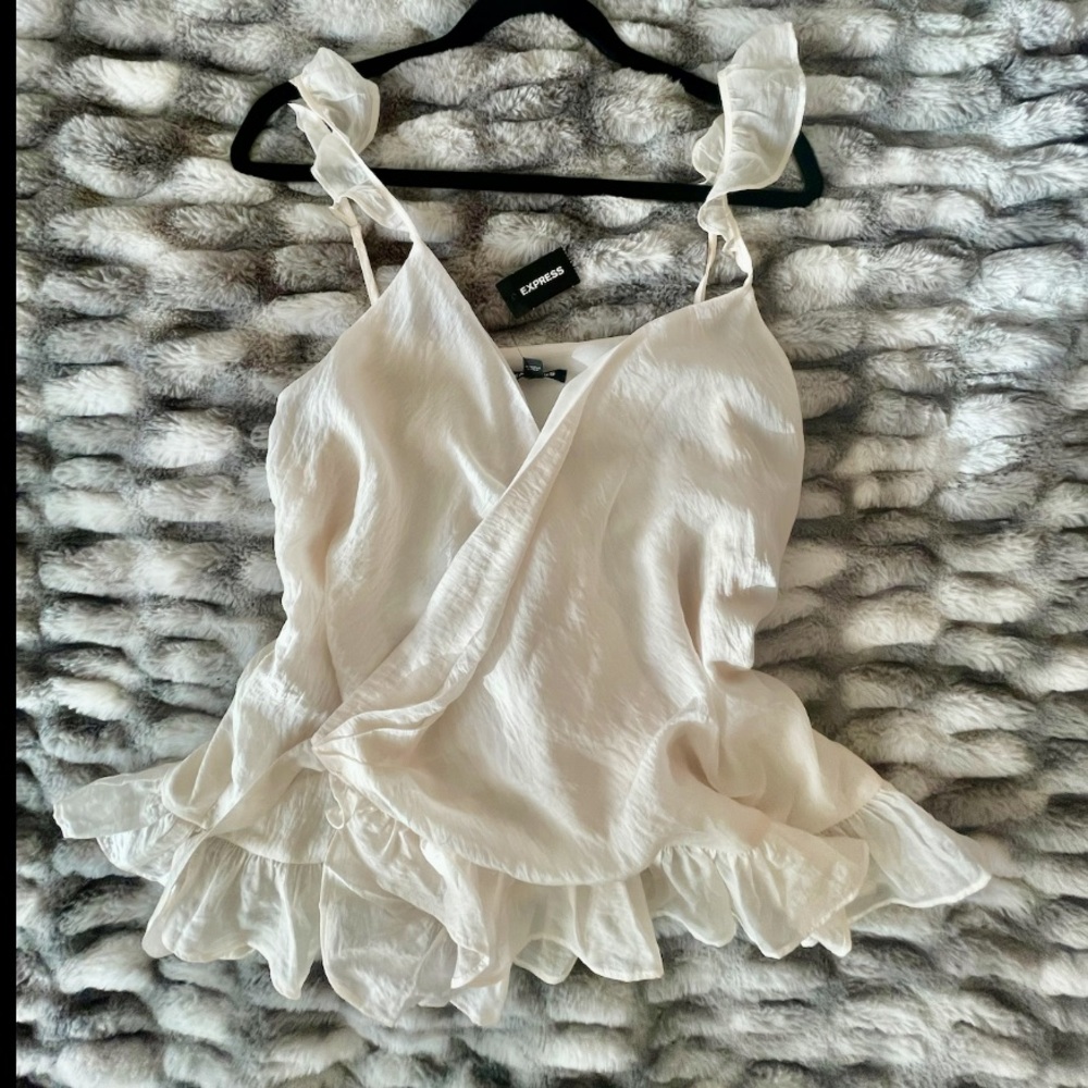 Cross posted and SOLD Brand New w/ Tags Express Ruffle Wrap Tie Cami Size XL - Picture 2 of 4